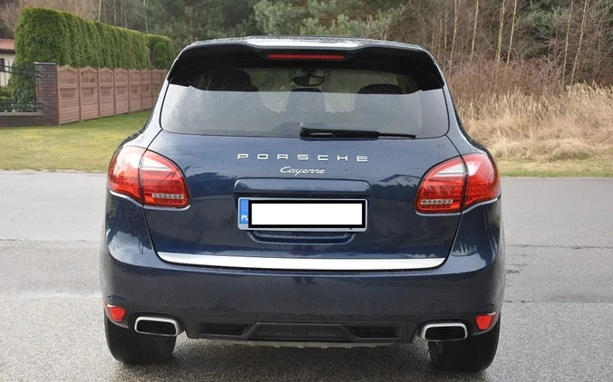 Porsche Cayenne cena 80000 przebieg: 230000, rok produkcji 2013 z Sochaczew małe 106